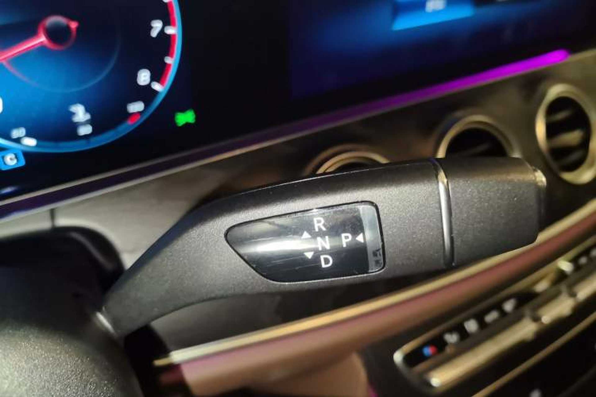 Used Mercedes-Benz E-Class 2021 Restyled E 260 Luxury Sports Edition Gear Lever