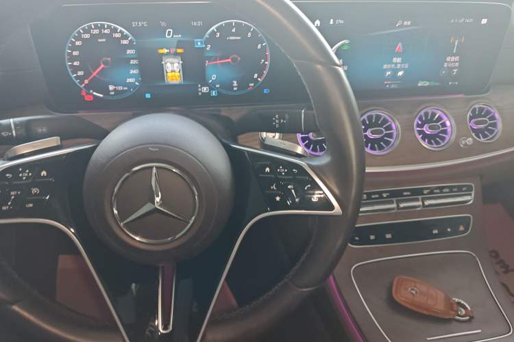Used Mercedes-Benz E-Class 2021 Restyled E 300 L Luxury Edition Gear Lever