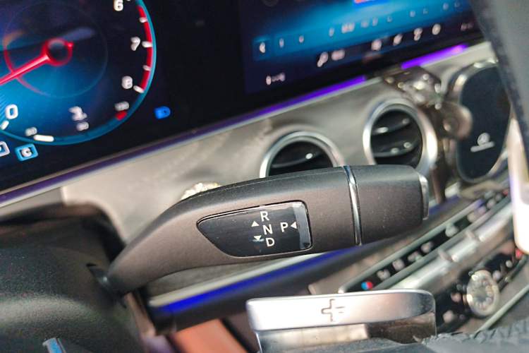 Used Mercedes-Benz E-Class 2021 Facelift E 300 L Stylish Edition Gear Lever