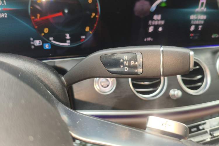 Used Mercedes-Benz E-Class 2021 E 300 L Sporty and Stylish Model Gear Lever