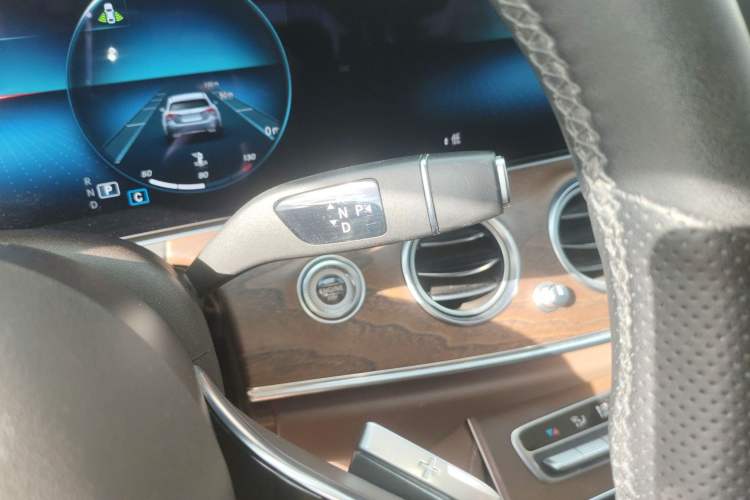 Used Mercedes-Benz E-Class 2021 Facelift E 300 L Stylish Edition Gear Lever