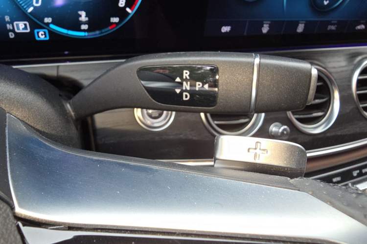 Used Mercedes-Benz E-Class 2021 E 300 L Sporty and Stylish Model Gear Lever