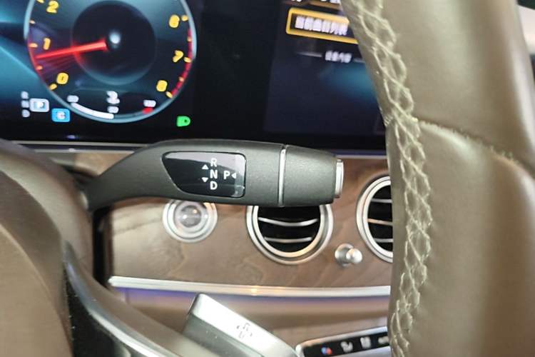 Used Mercedes-Benz E-Class 2021 Facelift E 300 L Stylish Edition Gear Lever