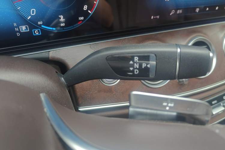 Used Mercedes-Benz E-Class 2021 E 300 L Sporty and Stylish Model Gear Lever