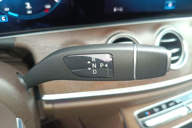 Used Mercedes-Benz E-Class 2021 E 300 L Stylish Model Gear Lever