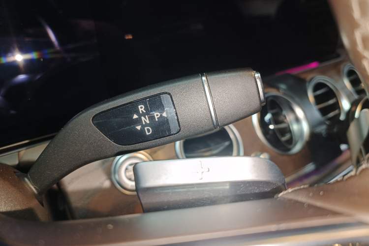 Used Mercedes-Benz E-Class 2021 E 300 L Stylish Model Gear Lever