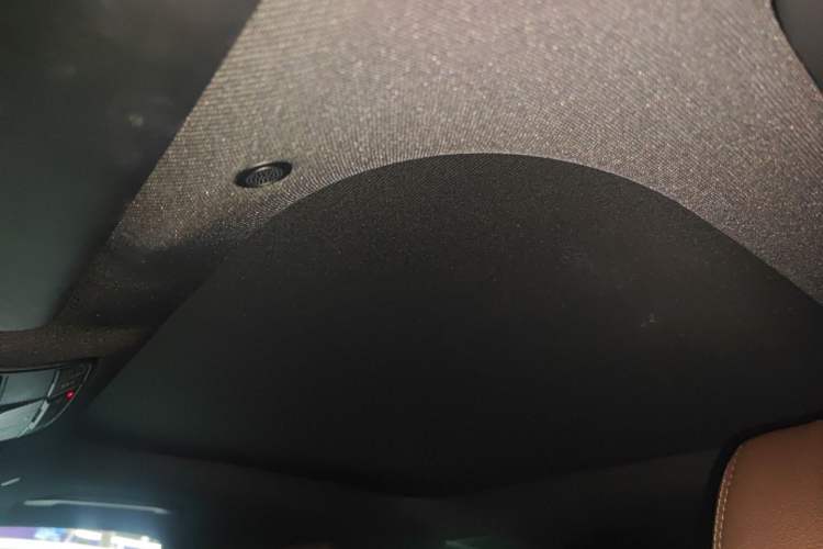 Used Mercedes-Benz E-Class 2021 E 300 L Sporty and Stylish Model Headliner