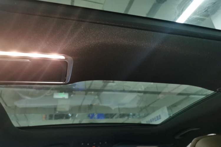 Used Mercedes-Benz E-Class 2021 E 300 L Sport Luxury Edition Headliner
