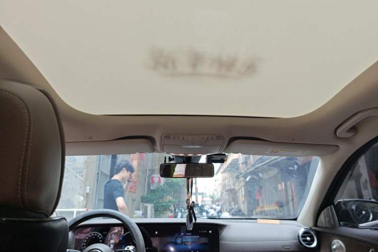 Used Mercedes-Benz E-Class 2021 E 260 L Headliner