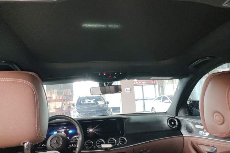 Used Mercedes-Benz E-Class 2021 Facelift E 300 L Stylish Edition Headliner