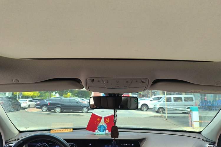 Used Mercedes-Benz E-Class 2021 Restyled E 300 L Luxury Edition Headliner