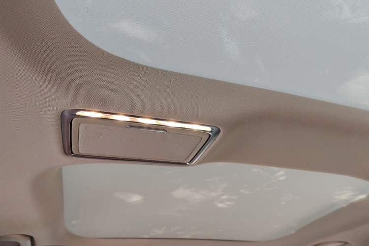 Used Mercedes-Benz E-Class 2021 Facelift E 260 L Headliner
