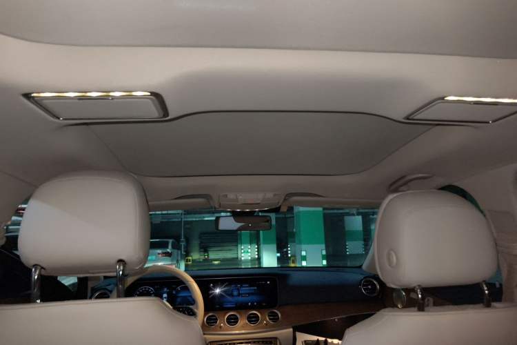 Used Mercedes-Benz E-Class 2021 Restyled E 300 L Sport Luxury Edition Headliner