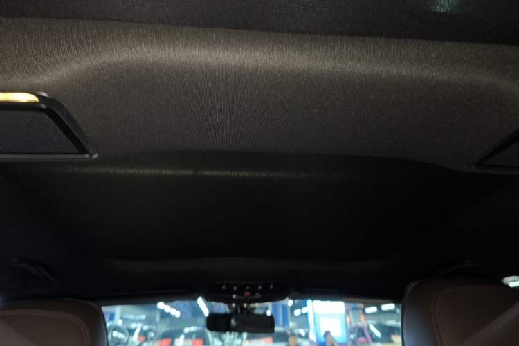 Used Mercedes-Benz E-Class 2021 E 300 L Sporty and Stylish Model Headliner