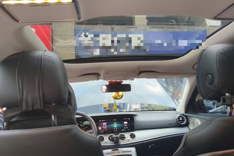 Used Mercedes-Benz E-Class 2021 Restyled E 300 L Luxury Edition Headliner
