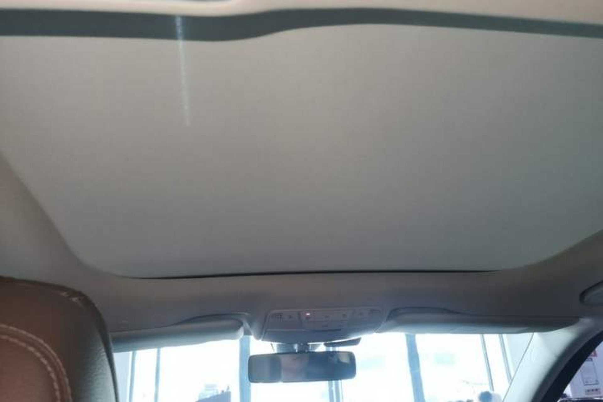 Used Mercedes-Benz E-Class 2021 Facelift E 300 L Stylish Edition Headliner