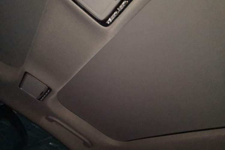 Used Mercedes-Benz E-Class 2021 E 300 L Sporty and Stylish Model Headliner