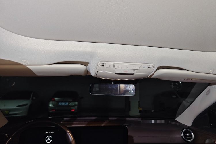 Used Mercedes-Benz E-Class 2021 Restyled E 300 L Luxury Edition Headliner