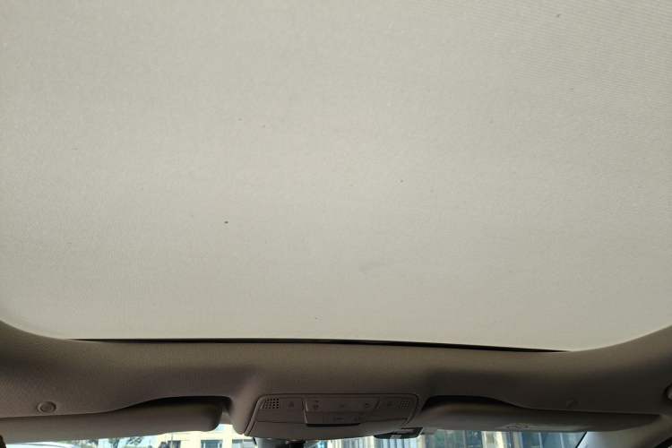 Used Mercedes-Benz E-Class 2021 Facelift E 300 L Stylish Edition Headliner