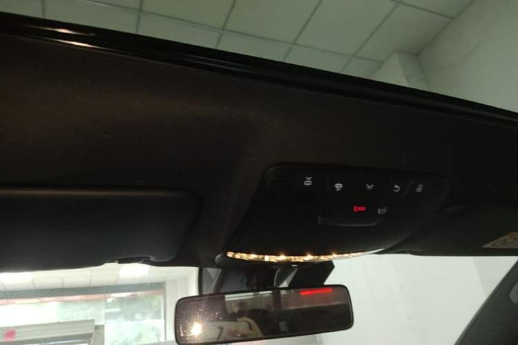 Used Mercedes-Benz E-Class 2021 Restyled E 300 L Sport Luxury Edition Headliner