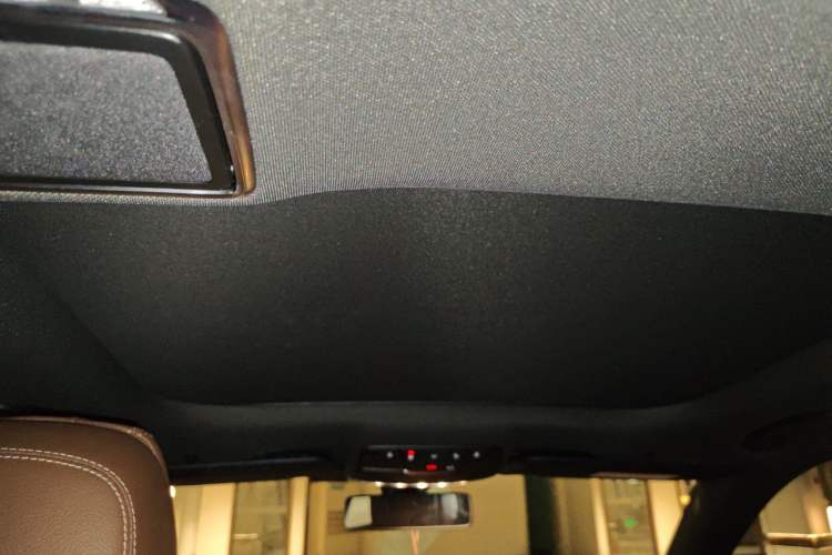 Used Mercedes-Benz E-Class 2021 Restyled E 300 L Sporty and Stylish Edition Headliner