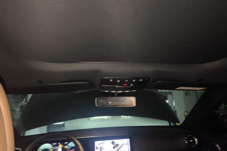 Used Mercedes-Benz E-Class 2021 Facelift E 260 L Sport Edition Headliner