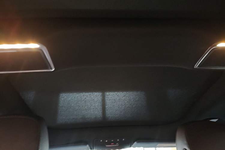 Used Mercedes-Benz E-Class 2021 E 300 L Sporty and Stylish Model Headliner
