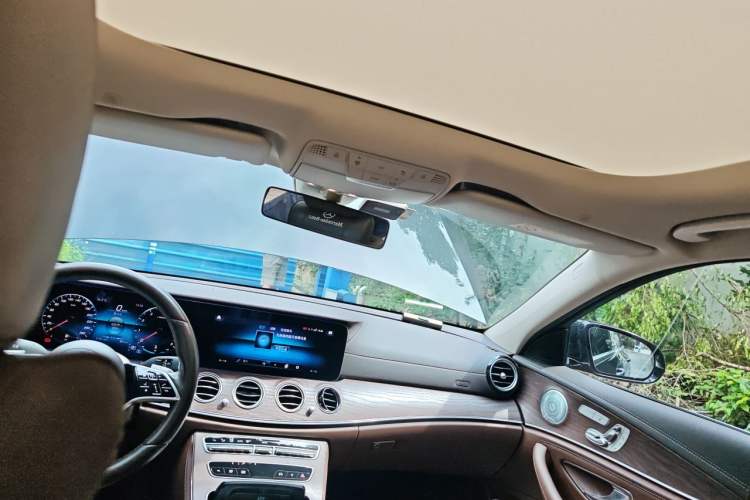 Used Mercedes-Benz E-Class 2021 E 300 L Luxury Model Headliner