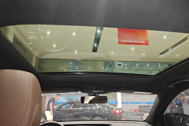 Used Mercedes-Benz E-Class 2021 Updated E 260 Fashion Sport Edition Headliner