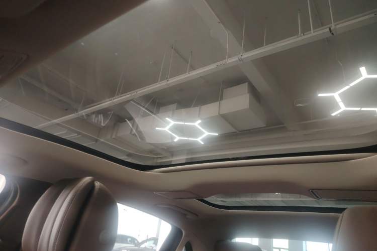 Used Mercedes-Benz E-Class 2021 Facelift E 300 L Stylish Edition Headliner