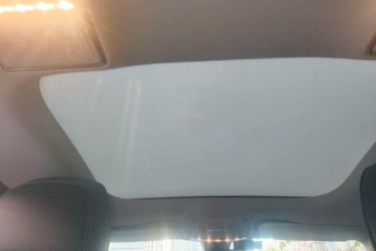 Used Mercedes-Benz E-Class 2021 Facelift E 260 L Headliner