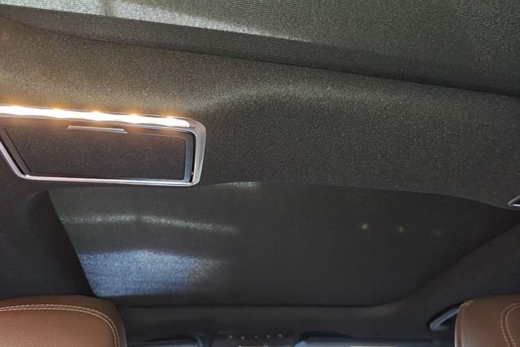 Used Mercedes-Benz E-Class 2021 E 300 L Sporty and Stylish Model Headliner