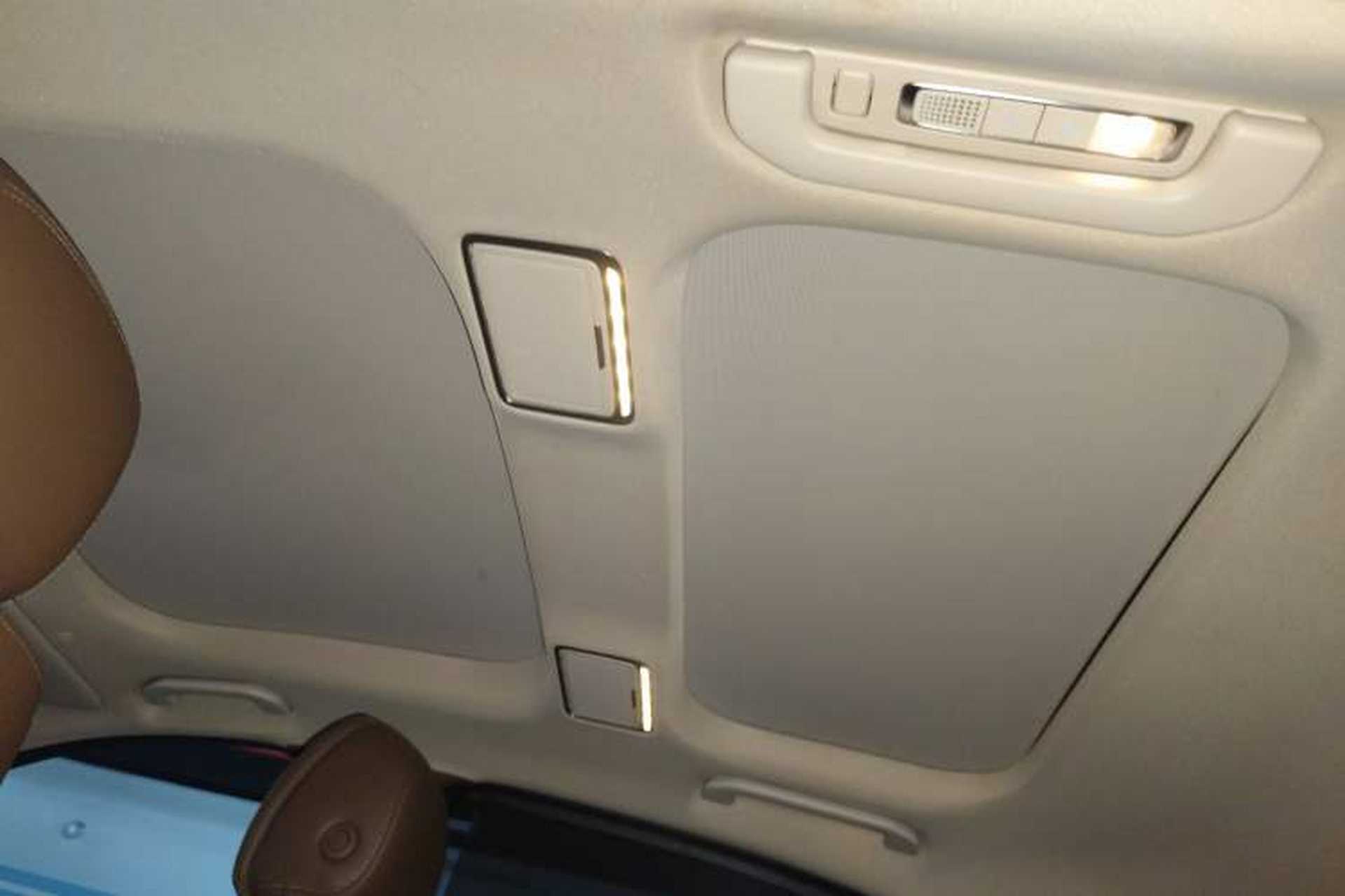 Used Mercedes-Benz E-Class 2021 E 300 L Luxury Model Headliner