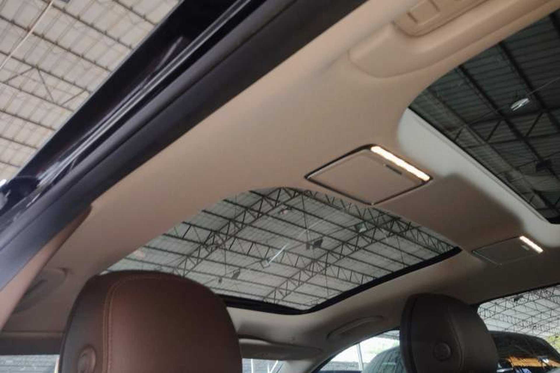 Used Mercedes-Benz E-Class 2021 Restyled E 300 L Luxury Edition Headliner