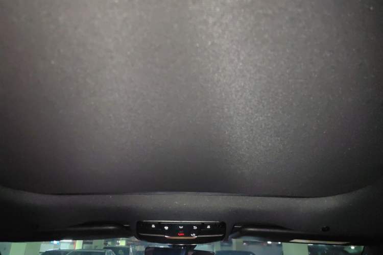 Used Mercedes-Benz E-Class 2021 Updated E 260 Fashion Sport Edition Headliner