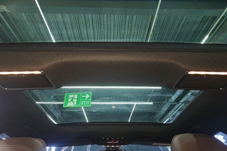 Used Mercedes-Benz E-Class 2021 Restyled E 300 L Sporty and Stylish Edition Headliner