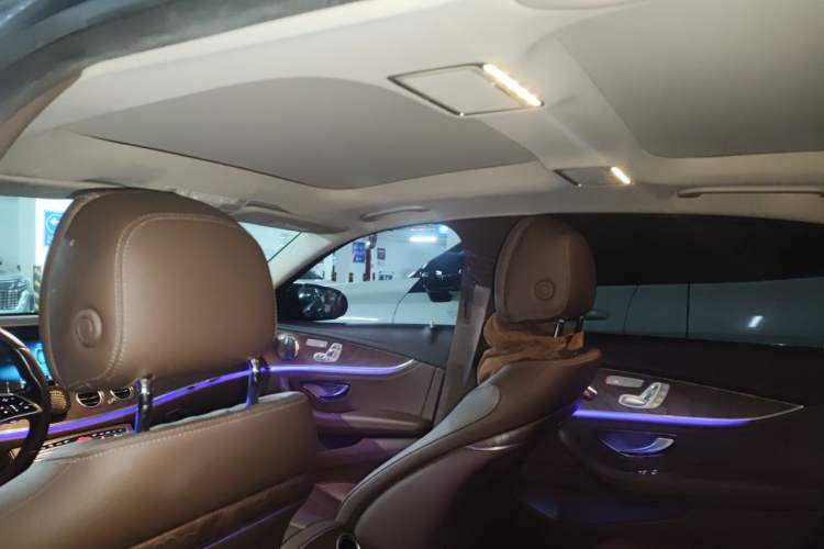 Used Mercedes-Benz E-Class 2021 Restyled E 300 L Luxury Edition Headliner
