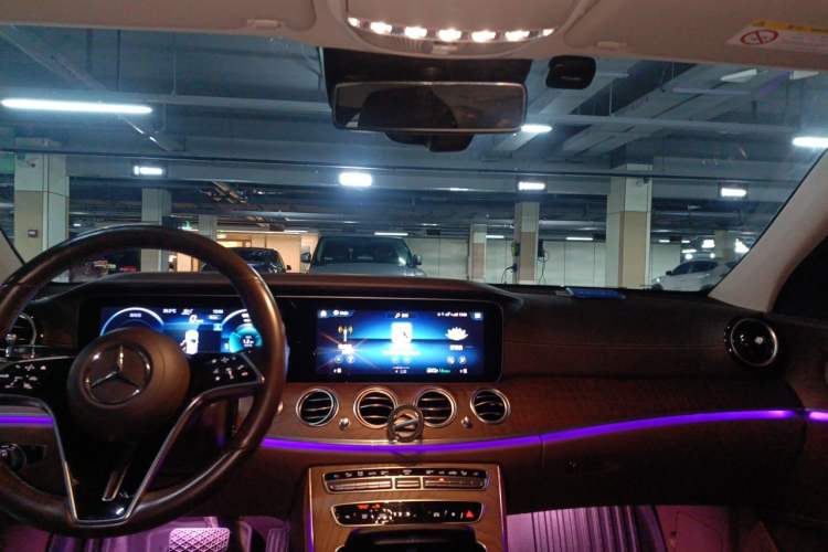 Used Mercedes-Benz E-Class 2021 Facelifted E 300 L Prestige Edition Headliner