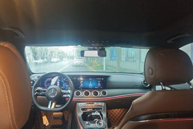 Used Mercedes-Benz E-Class 2021 E 300 L Sport Luxury Edition Headliner