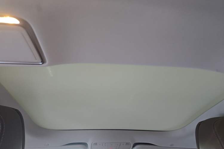 Used Mercedes-Benz E-Class 2021 Restyled E 300 L Luxury Edition Headliner