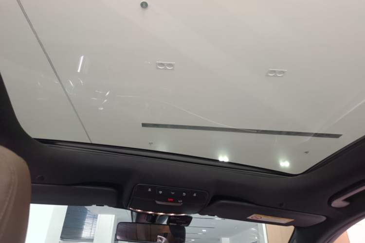 Used Mercedes-Benz E-Class 2021 Restyled E 300 L Sporty and Stylish Edition Headliner