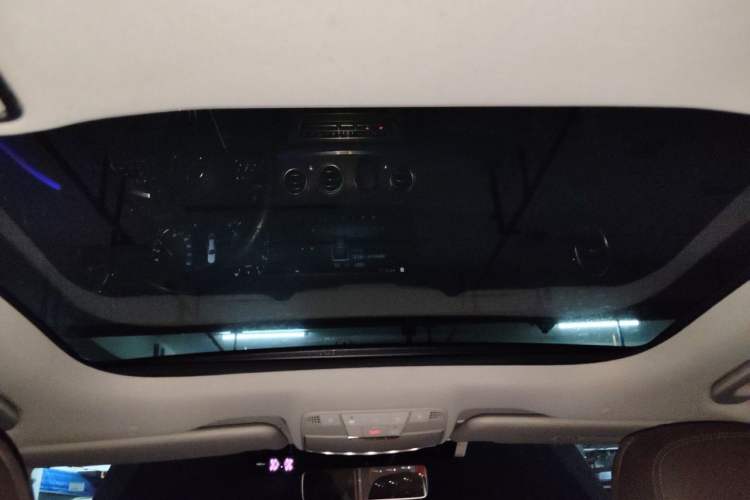 Used Mercedes-Benz E-Class 2021 Facelift E 260 L Headliner