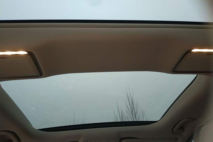 Used Mercedes-Benz E-Class 2021 Facelift E 300 L Stylish Edition Headliner