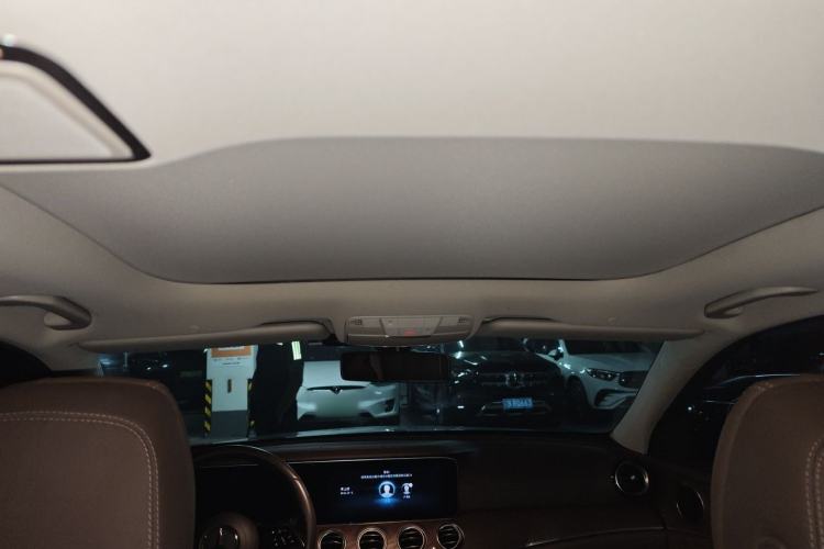 Used Mercedes-Benz E-Class 2021 Facelift E 300 L Stylish Edition Headliner
