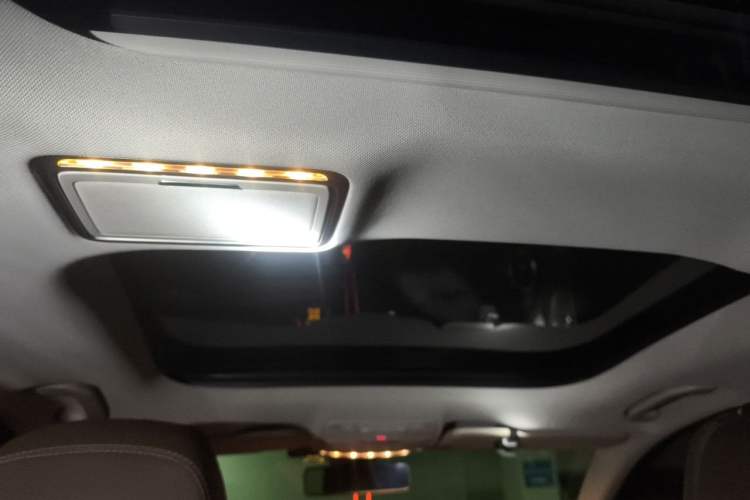 Used Mercedes-Benz E-Class 2021 E 300 L Luxury Model Headliner