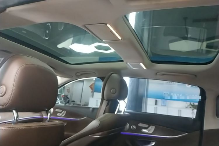 Used Mercedes-Benz E-Class 2021 Restyled E 300 L Luxury Edition Headliner