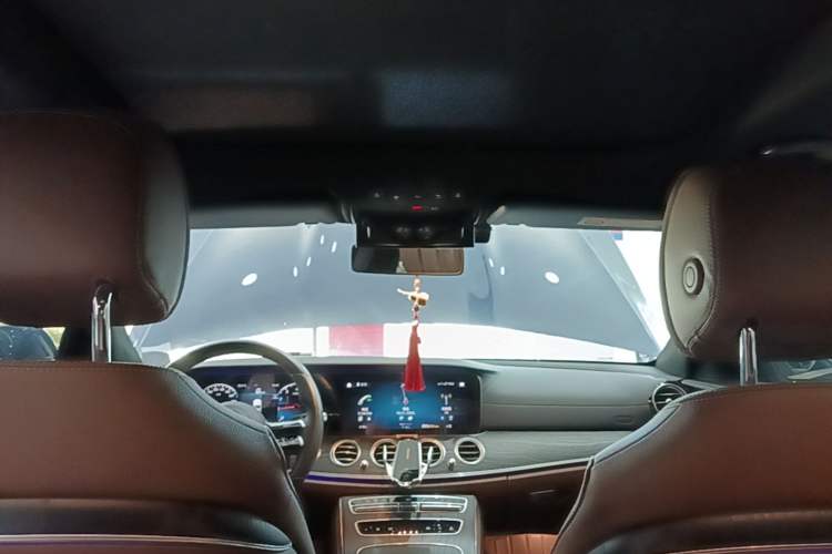 Used Mercedes-Benz E-Class 2021 E 300 L Sporty and Stylish Model Headliner
