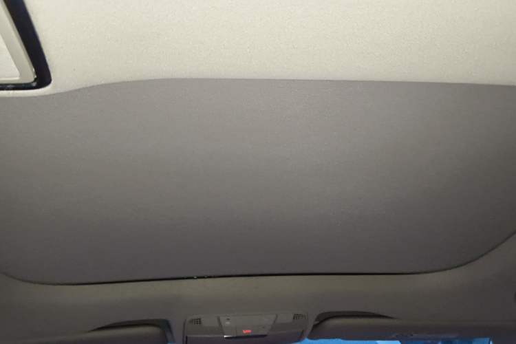 Used Mercedes-Benz E-Class 2021 Facelift E 260 L Headliner