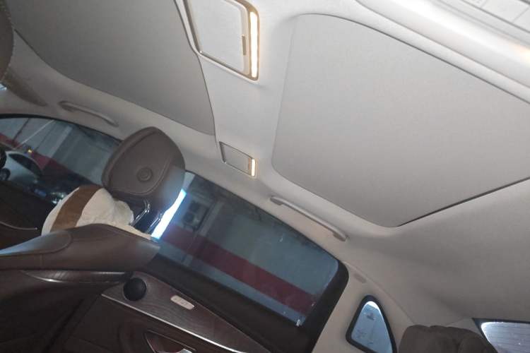 Used Mercedes-Benz E-Class 2021 Facelift E 260 L Headliner