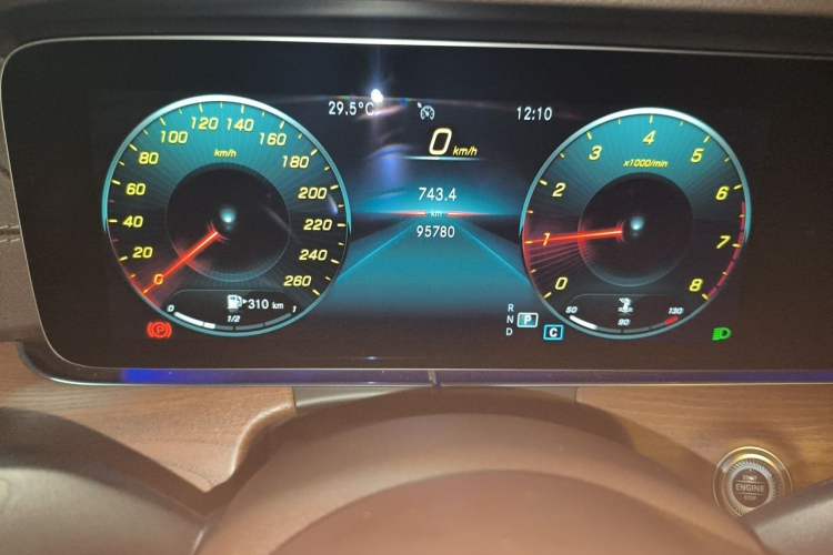 Used Mercedes-Benz E-Class 2021 Restyled E 300 L Luxury Edition Instrument Cluster